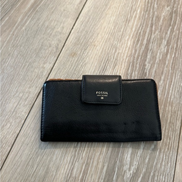 Black Fossil Leather Wallet - Picture 1 of 4